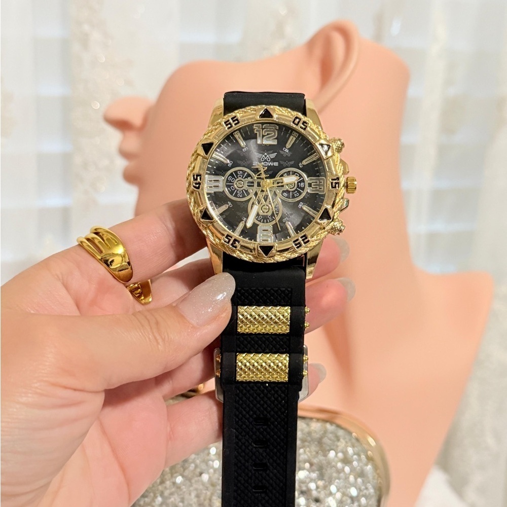 Zhowe Gold & Black Chronograph Watch. - Picture 6 of 7